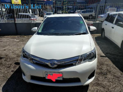Toyota Corolla Axio 2014